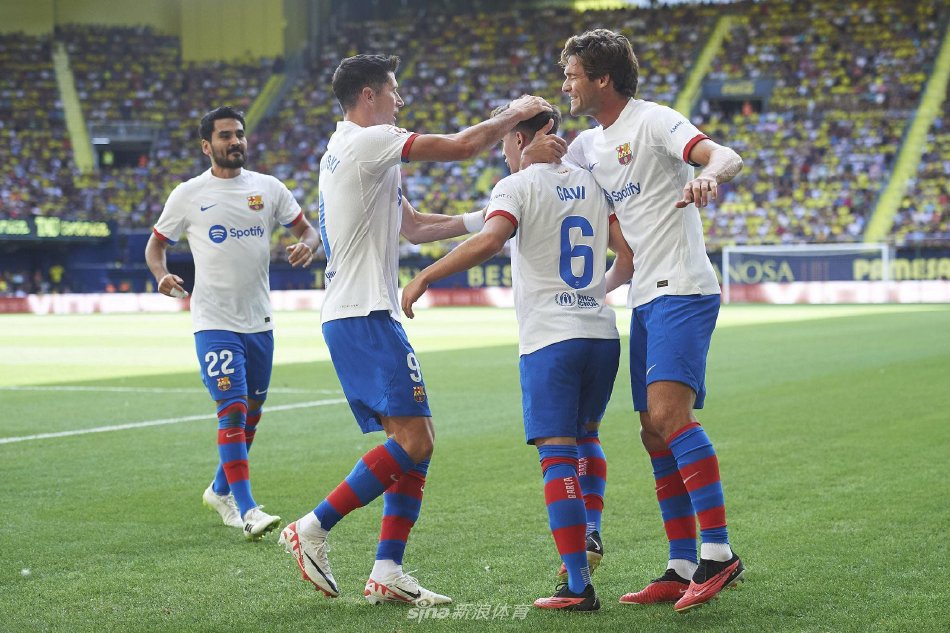 英雄气质的 英雄气质的