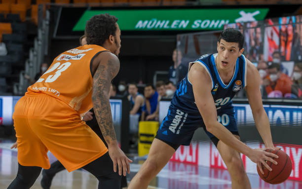 面对赛场上 面对赛场上