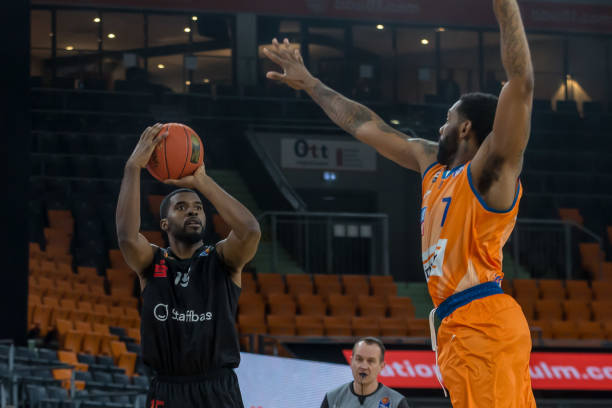 场均抢断数 场均抢断数